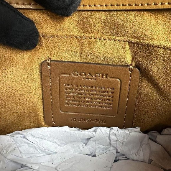 COACH Tilly Top Handle Crossbody Bag With Linear Quilting In Chalk 2562 NWT - Picture 6 of 9